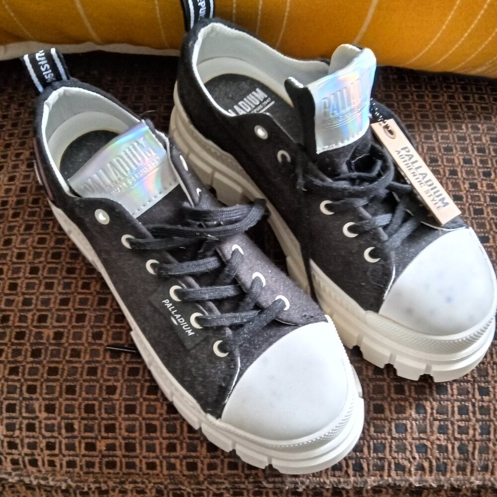 PALLADIUM SNEAKERS